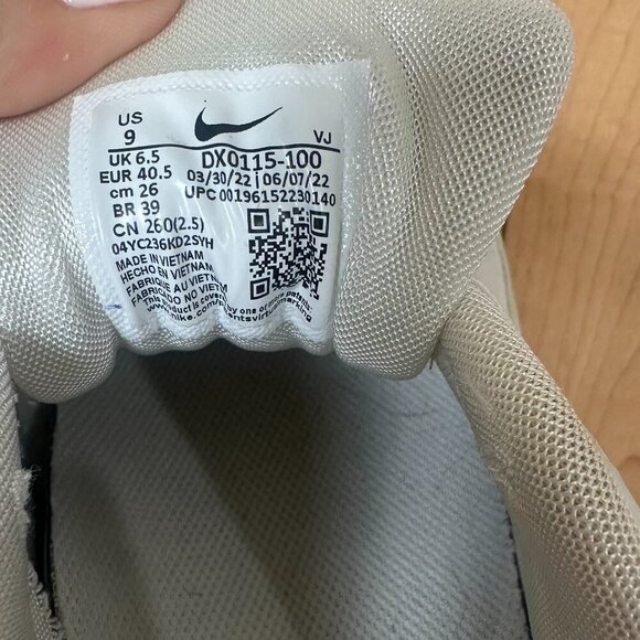 Nike Air Max 90 White with Blue Swoosh Size 9 / 40.5 - Picture 9 of 11